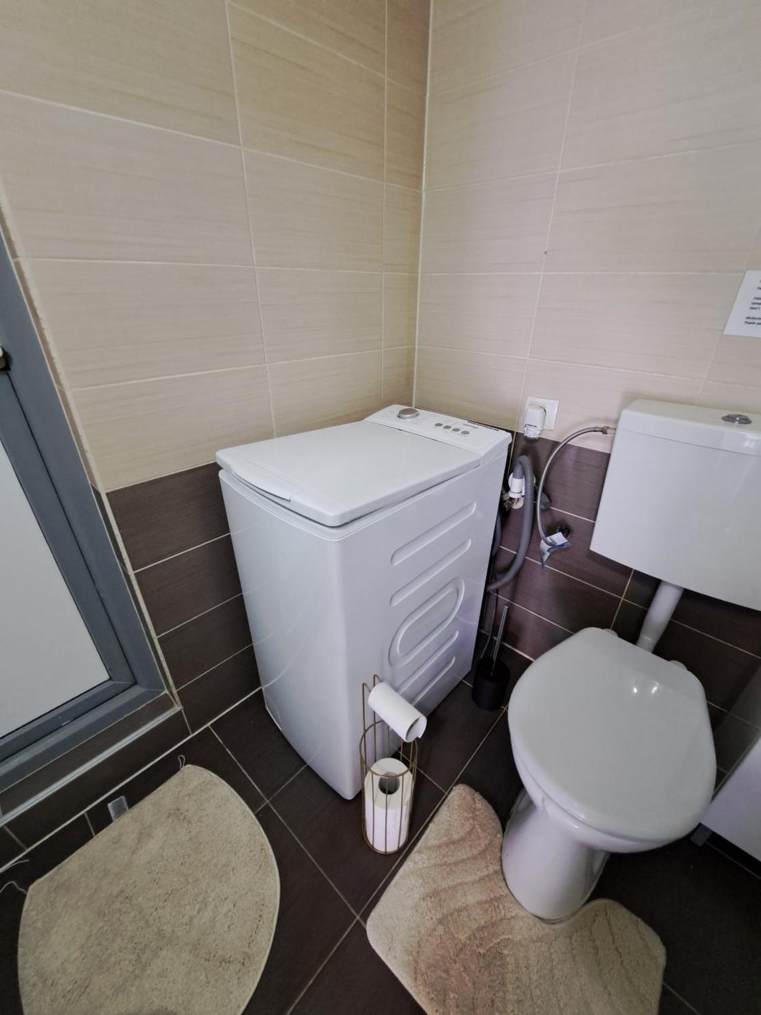Studio With Free Parking In The Center - Deliamo 3 Sibiu Esterno foto